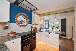 Photo 10- click for photo gallery